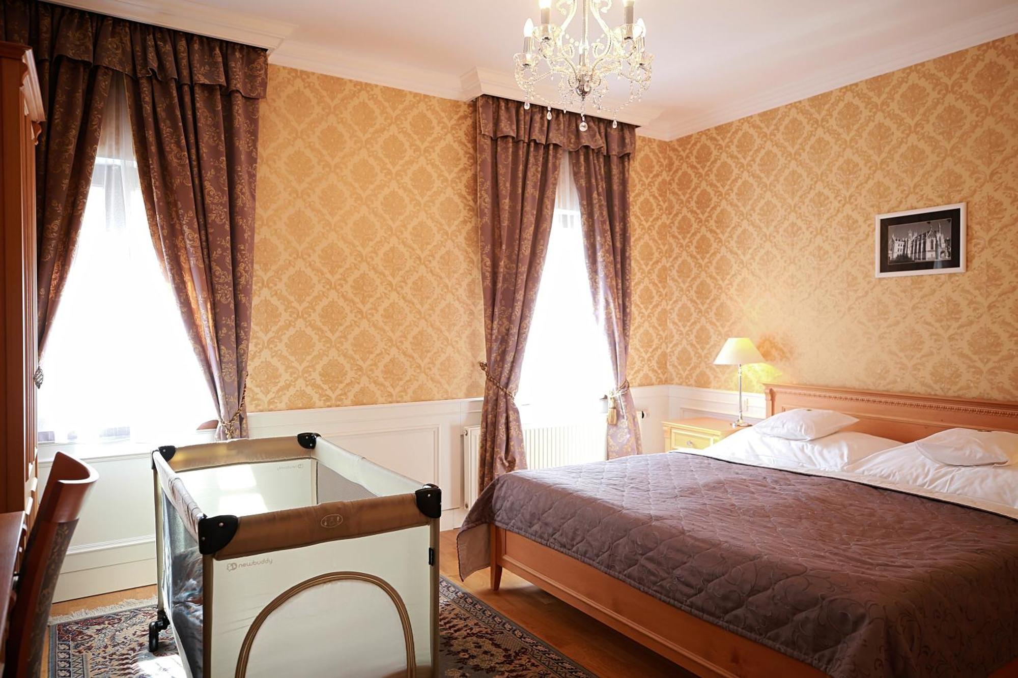 Zamecky Hotel Lednice Dış mekan fotoğraf